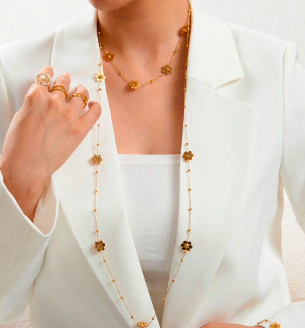 Lange Goudkleurige Ketting met Klavermotief