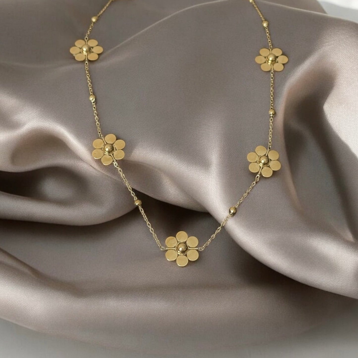 Gouden Bloemenketting - Elegant en Tijdloos